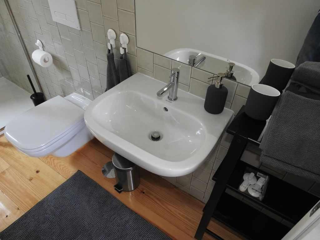 Oporto Delight 3 Luxury Apartment In Historic Center Max 4P Exterior foto